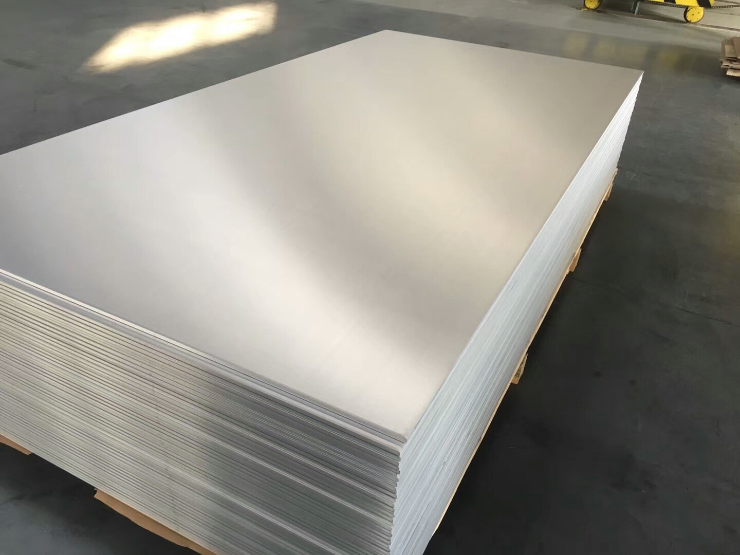 Chassis Cabinet, 5052H32 Aluminum Plate For Precision Sheet Metal